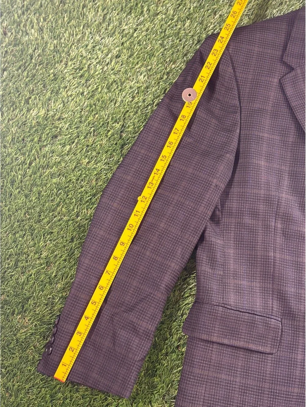 Jos. A. Bank Men's Brown Plaid Sport Coat Blazer Size 42R